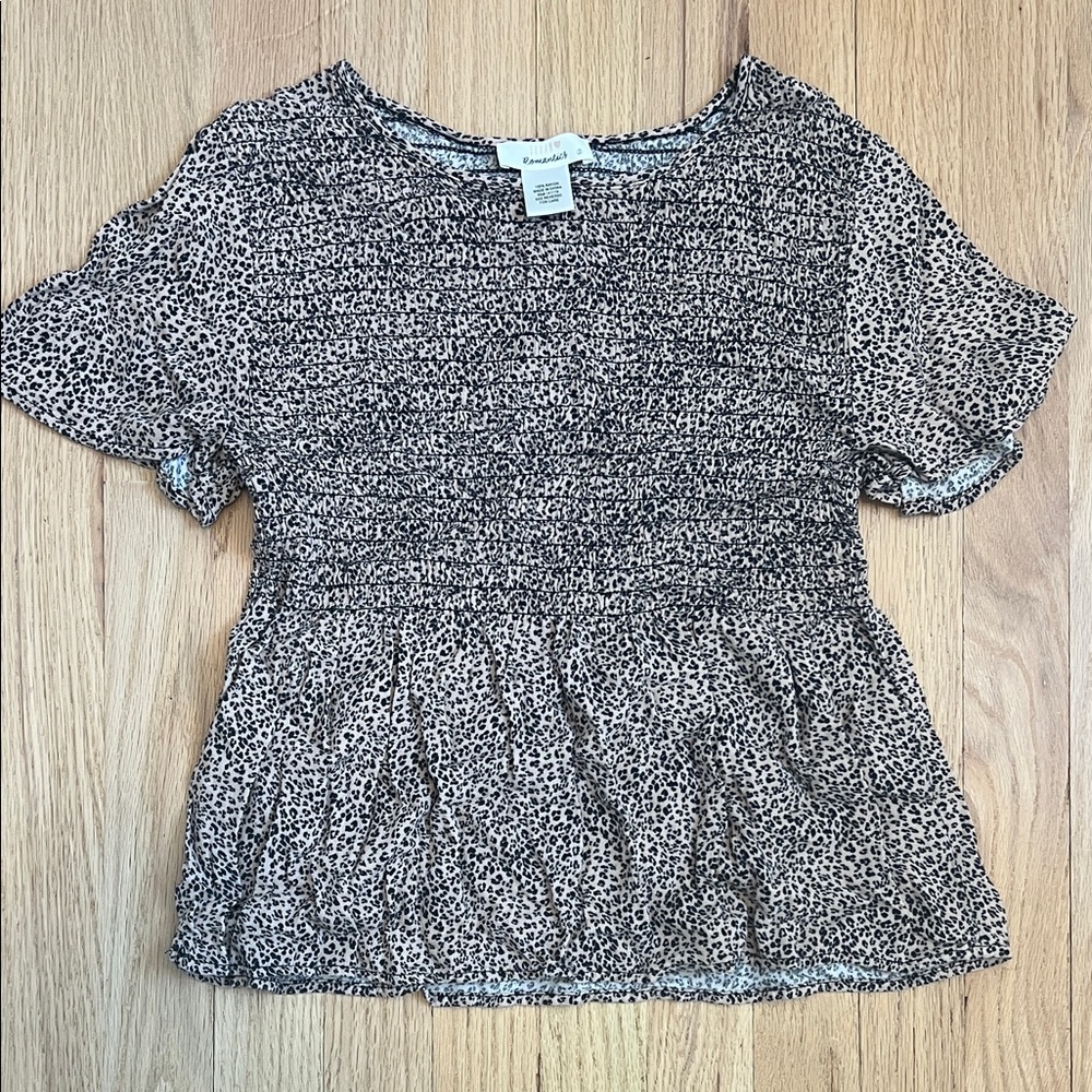 URBAN Romantics Beige and Black Leopard Smocked Peplum Tee